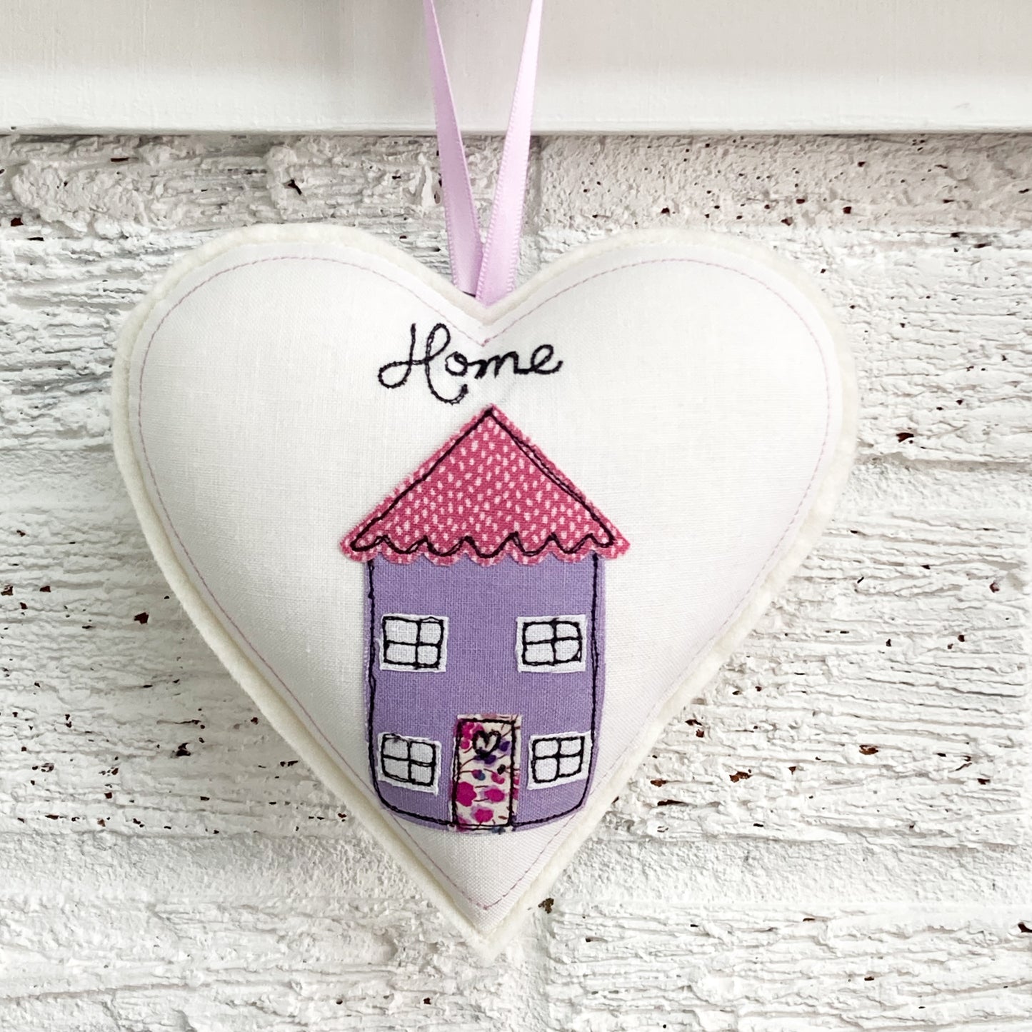 Home Hanging Heart Decoration | Cute Appliqué Home Decoration | Home Decor with Appliqué House